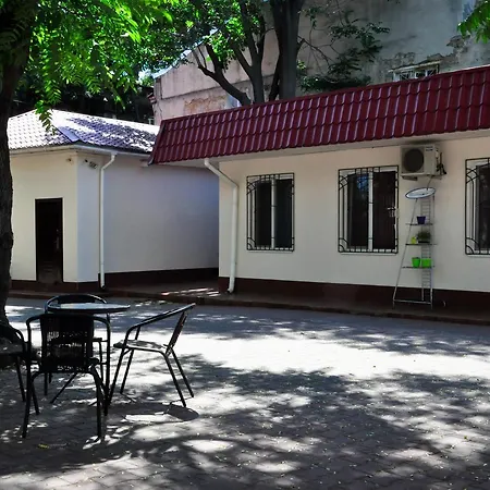 Old Courtyard Hostel-2